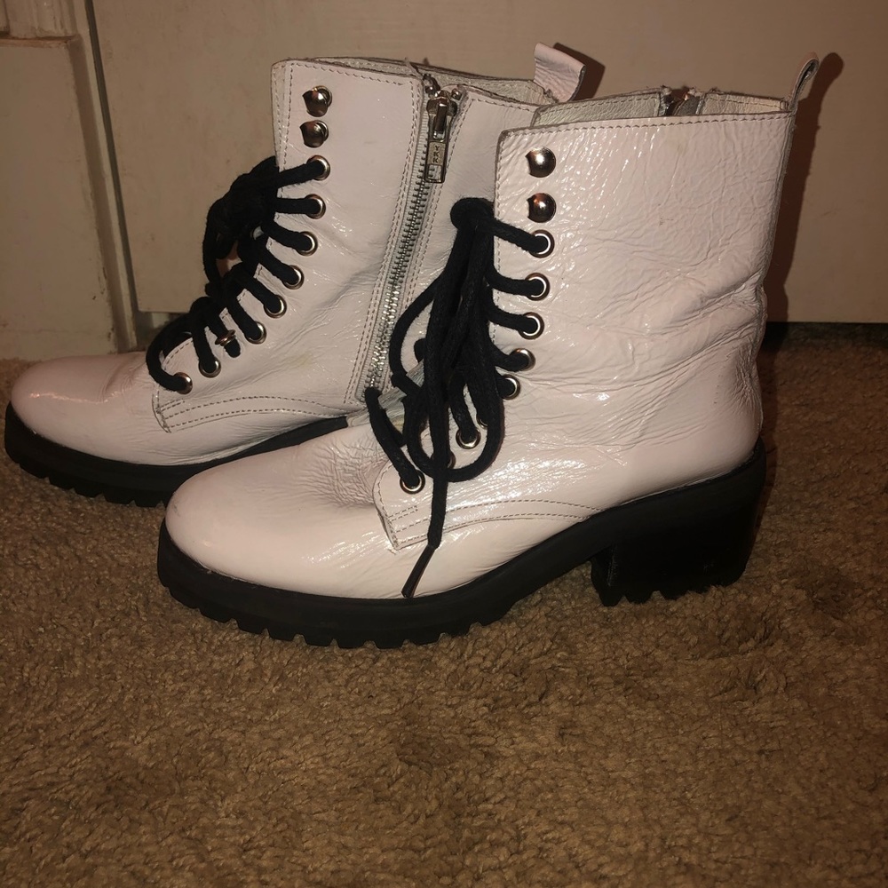 Steve Madden white platform combats booties. 6.5